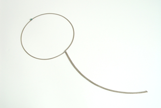 17b Necklace ‘Safe Heart’ 1999. position to wear, silver, 42cm L. Frans Hals Museum